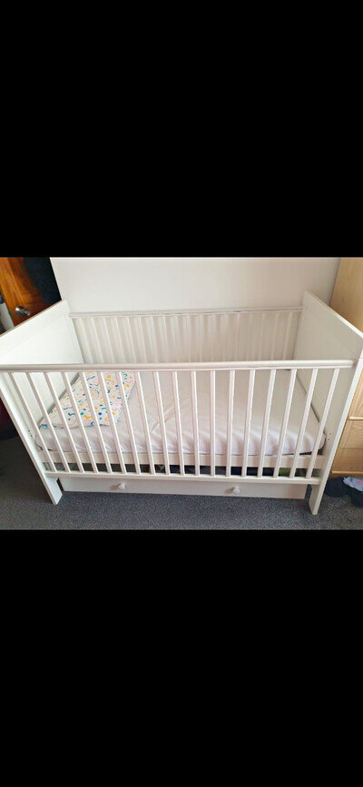 White Wooden Nursery Cotbed with Underbed Drawer Storage