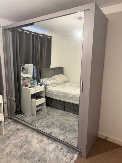Grey Triple Sliding Door Mirrored Wardrobe Large Bedroom Storage Cupboard